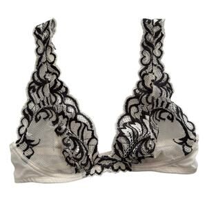Natori White/Black Scallop Lace Bralette w/ Adjustable Versatile Straps - 32B/C